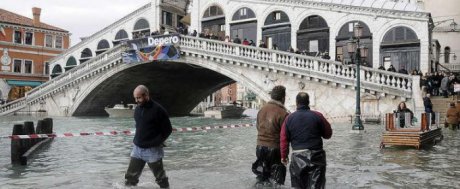 Наводнение в Венеции. Объявлено чрезвычайное положение.